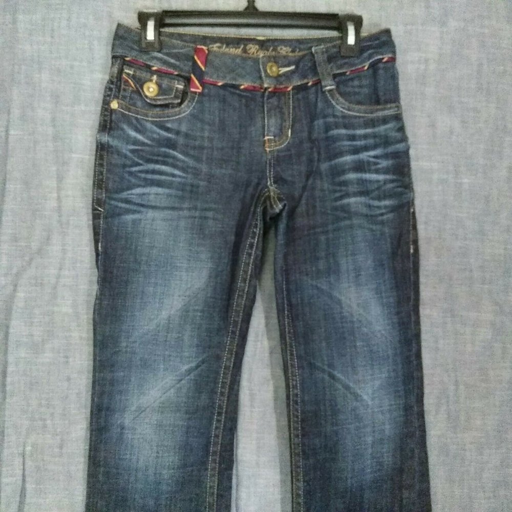 E-LAND Rugby Club Low Rise Slim BootCut Jeans - Picture 6 of 10